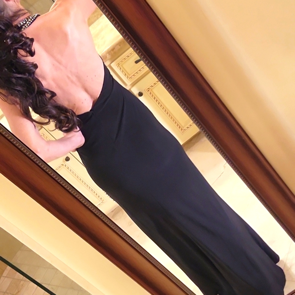 MacDuggal Elegant Long Bkack Flowy Rhinestoned Dress,  Sz 0 - Picture 12 of 16